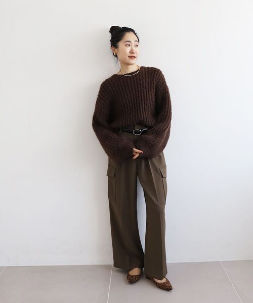 le.coeur blanc(ルクールブラン)の「《WEB限定アイテム》ヘアリーヤーンローゲージニット(ニット/セーター・レディース・イエロー/ピンク/ブラウン/アイボリー/チャコールグレー・38)」の7枚目の写真