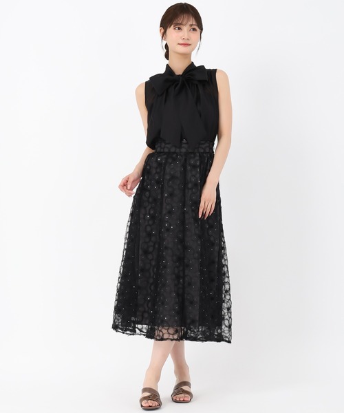 MISCH MASCH(ミッシュマッシュ)の「テープ刺繍フレアスカート(スカート・レディース・アイボリー/ブラック・M/S)」の18枚目の写真