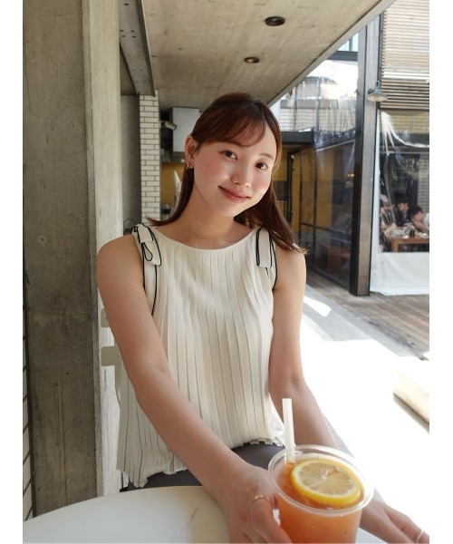 Her lip to（ハーリップトゥー）の「Pleated Chiffon Ribbon Top（シャツ/ブラウス・レディース・ホワイト/ブラック・FREE）」の9枚目の写真