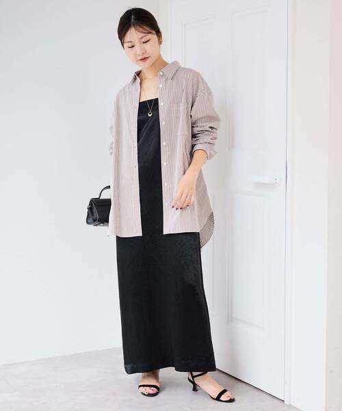 SLOBE IENA(スローブイエナ)の「コットンブロードベーシックシャツ(シャツ/ブラウス・レディース・スカイブルー/ブラウン/ホワイト・FREE)」の14枚目の写真