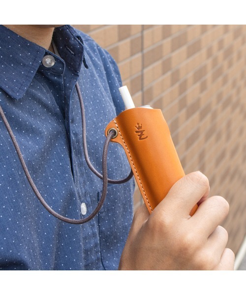 ZARIO-grandee-（ザリオ）の「プルームオーラ専用ケース 栃木レザー ハトメ・紐付き（アッシュトレイ/ライター・メンズ・ネイビー/ブラウン/グリーン/キャメル/ブラック・ONE SIZE）」の6枚目の写真