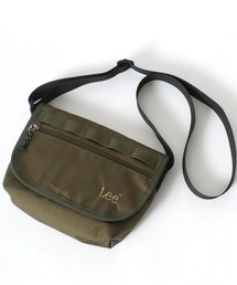 Lee（リー）の「Lee/リー 撥水 ロゴ ワンポイント刺繍 テープ付き フラップショルダーバッグ/レディース メンズ（ショルダーバッグ）」