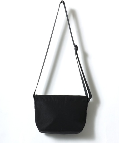 Lee(リー)の「Lee/リー 撥水 ロゴ ワンポイント刺繍 テープ付き フラップショルダーバッグ/レディース メンズ(ショルダーバッグ・メンズ・ベージュ/カーキ/ブラック/グレー・FREE)」の6枚目の写真