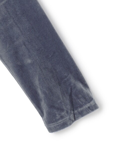 UNFILO(アンフィーロ)の「ストレッチ ベロアロンT(Tシャツ/カットソー・レディース・ダークブラウン系/アイボリー系/ダルブルー系・MEDIUM/SMALL/LARGE)」の18枚目の写真