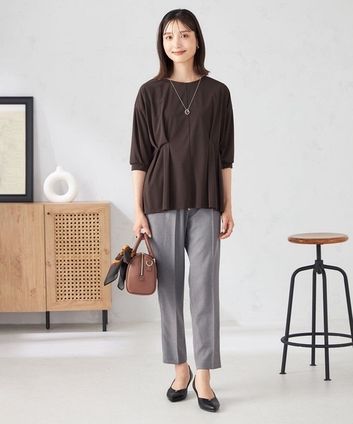 a.v.v（アーヴェヴェ）の「シルクスカーフ（ストール/ショール・レディース・ブラック/ブラウン・38）」の9枚目の写真