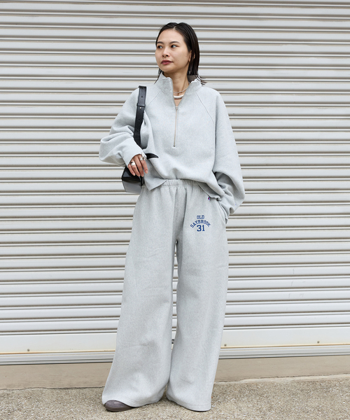 Champion（チャンピオン）の「別注【CHAMPION/チャンピオン】for JS ワイドスウェットパンツ（スウェットパンツ・レディース・チャコールグレー/アイボリー/ブラック・MEDIUM/LARGE）」の5枚目の写真