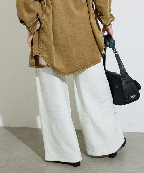 Champion（チャンピオン）の「別注【CHAMPION/チャンピオン】for JS ワイドスウェットパンツ（スウェットパンツ・レディース・チャコールグレー/アイボリー/ブラック・MEDIUM/LARGE）」の18枚目の写真