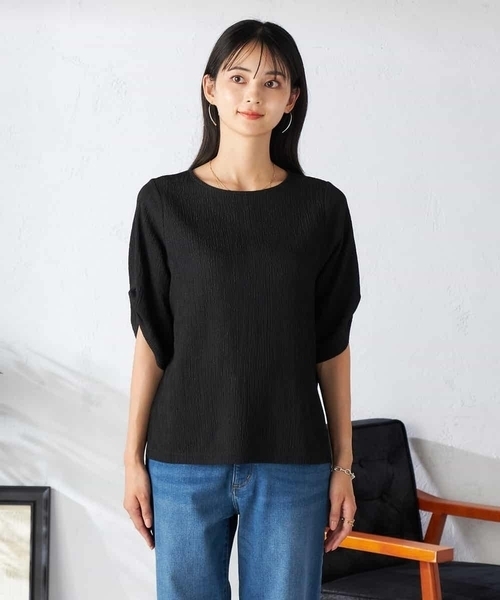 a.v.v（アーヴェヴェ）の「袖ギャザー楊柳カットソー（Tシャツ/カットソー・レディース・ブラック/モカ・40/38）」の18枚目の写真