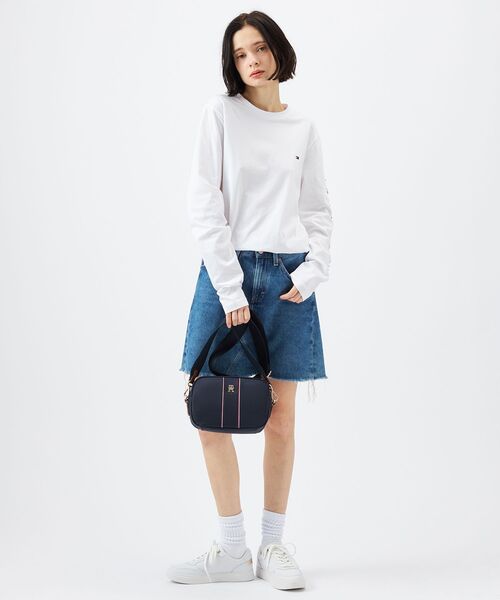 TOMMY HILFIGER(トミーヒルフィガー)の「ポペットカメラバッグ(ボディバッグ/ウエストポーチ・レディース・ブルー・FREE)」の10枚目の写真