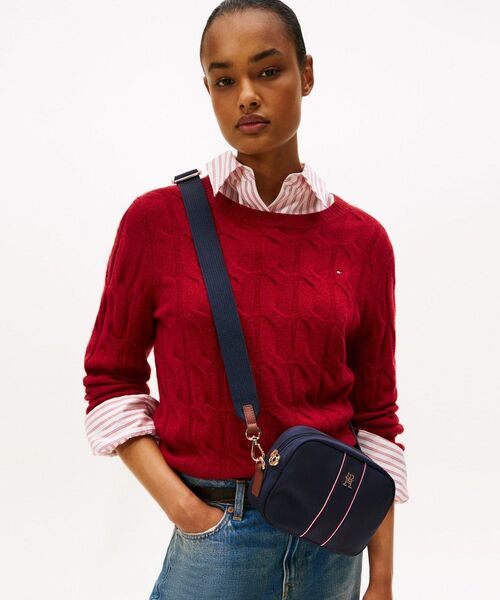 TOMMY HILFIGER(トミーヒルフィガー)の「ポペットカメラバッグ(ボディバッグ/ウエストポーチ・レディース・ブルー・FREE)」の2枚目の写真