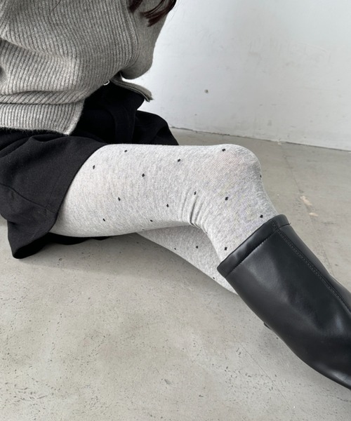 CLEA（クレア）の「ドット柄タイツ（タイツ/ストッキング・レディース・ホワイト/ブラック/チャコールグレー/グレー・FREE）」の4枚目の写真