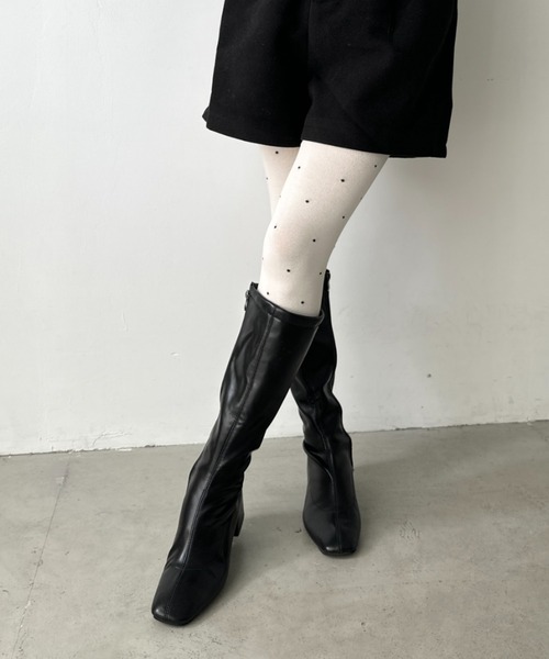 CLEA（クレア）の「ドット柄タイツ（タイツ/ストッキング・レディース・ホワイト/ブラック/チャコールグレー/グレー・FREE）」の8枚目の写真