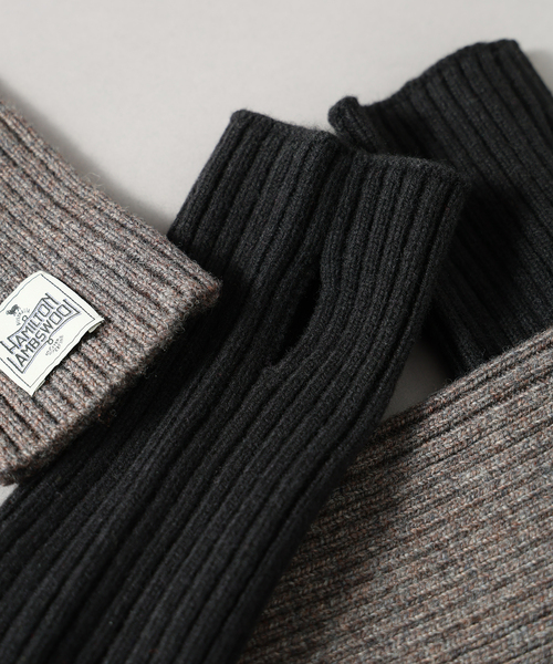 JOURNAL STANDARD relume（ジャーナルスタンダード　レリューム）の「ハミルトン ウール ガーター ハンドウォーマー（その他小物・メンズ・パープル/グレー/ブラック系その他・FREE）」の5枚目の写真