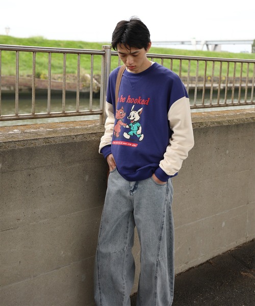 HOOK(フック)の「HOOK -original- キャラクタープリント クルーネックスウェット(スウェット・メンズ・ライトブルー/ブルー・X-LARGE/LARGE/MEDIUM)」の6枚目の写真