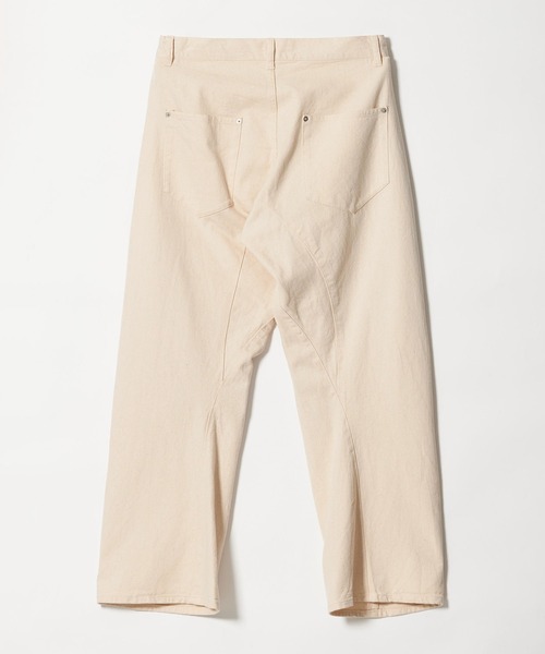 info. BEAUTY&YOUTH（インフォビューティアンドユース）の「【マルチサイズ】ツイスト デニム マチ付き ワイド テーパード パンツ（デニムパンツ・メンズ・ナチュラル/ブラック/インディゴブルー・マルチサイズ）」の8枚目の写真