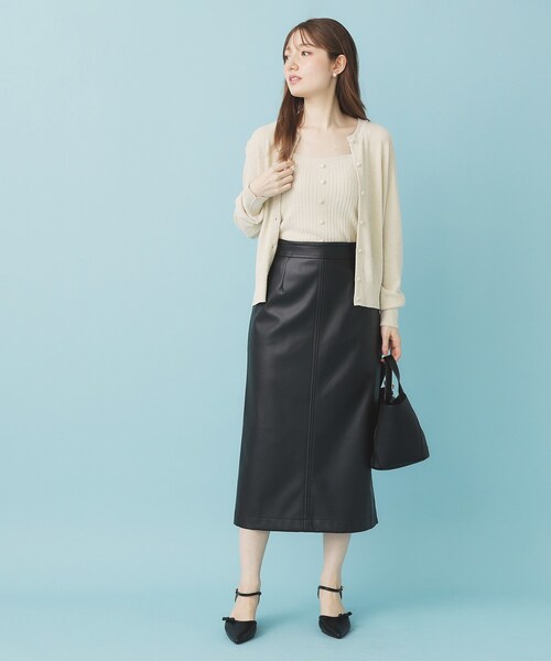 index（インデックス）の「ミニモールラメコンパクトクルーカーディガン/アンサンブル対応【洗濯機OK】（カーディガン/ボレロ・レディース・チャコールグレー/オフホワイト/グリーン系・36/38/40）」の6枚目の写真