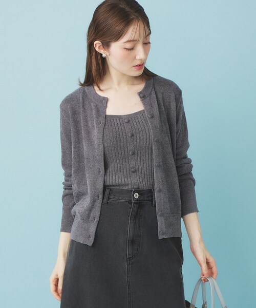 index（インデックス）の「ミニモールラメコンパクトクルーカーディガン/アンサンブル対応【洗濯機OK】（カーディガン/ボレロ・レディース・チャコールグレー/オフホワイト/グリーン系・36/38/40）」の12枚目の写真