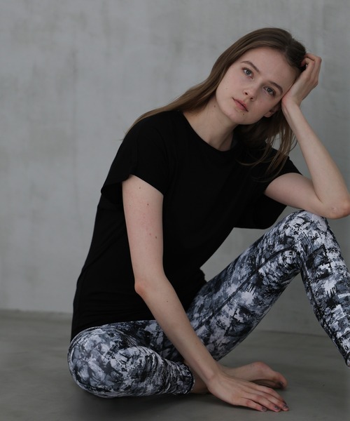 Julier Yoga and Relax(ジュリエヨガアンドリラックス)の「Julier エコリヨセル半袖トップス(Tシャツ/カットソー・レディース・ラベンダー/ライトグレー/ブラック・FREE)」の18枚目の写真