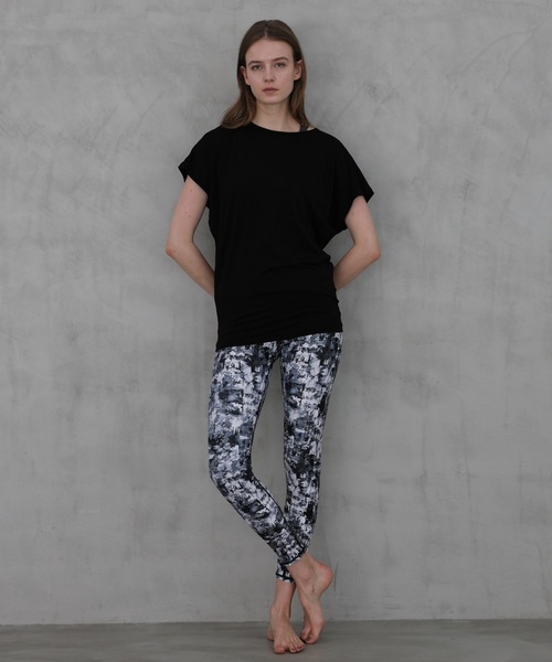 Julier Yoga and Relax(ジュリエヨガアンドリラックス)の「Julier エコリヨセル半袖トップス(Tシャツ/カットソー・レディース・ラベンダー/ライトグレー/ブラック・FREE)」の19枚目の写真