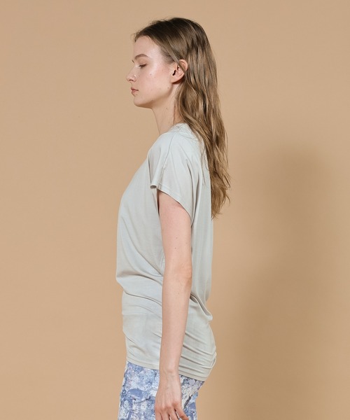 Julier Yoga and Relax(ジュリエヨガアンドリラックス)の「Julier エコリヨセル半袖トップス(Tシャツ/カットソー・レディース・ラベンダー/ライトグレー/ブラック・FREE)」の14枚目の写真