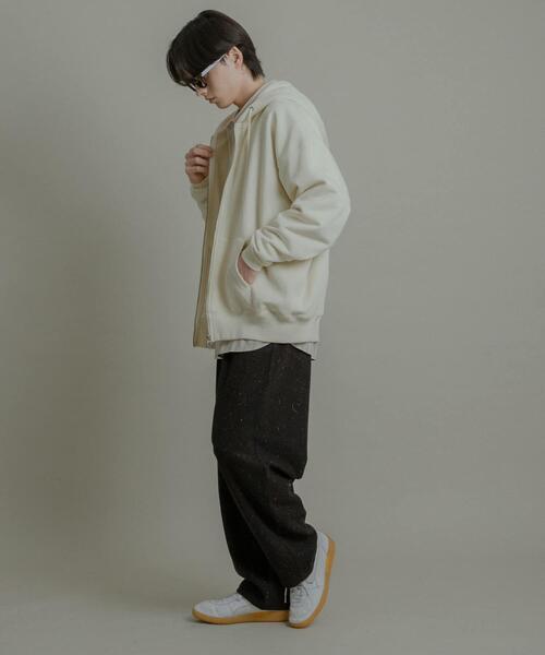 SENSE OF PLACE by URBAN RESEARCH（センスオブプレイスバイアーバンリサーチ）の「『ユニセックス』Wジップパーカー（パーカー・メンズ・グレー/ブラック/アイボリー/レッド・MEDIUM/LARGE）」の12枚目の写真