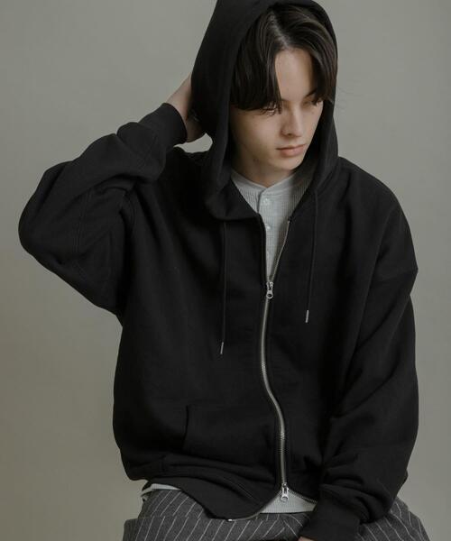 SENSE OF PLACE by URBAN RESEARCH（センスオブプレイスバイアーバンリサーチ）の「『ユニセックス』Wジップパーカー（パーカー・メンズ・グレー/ブラック/アイボリー/レッド・MEDIUM/LARGE）」の17枚目の写真