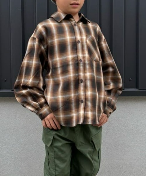 MPS（エムピーエス）の「MPS(エムピーエス)【キッズ】オンブレチェックシャツ（シャツ/ブラウス・キッズ・ブラック/ブラウン・130/140/150/160）」の2枚目の写真