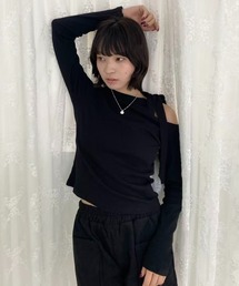 ワンショルダーリボンスリムトップス