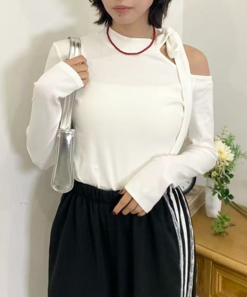 mebole(メボレ)の「ワンショルダーリボンスリムトップス(Tシャツ/カットソー・レディース・ブラック/グレー/ホワイト・FREE)」の10枚目の写真