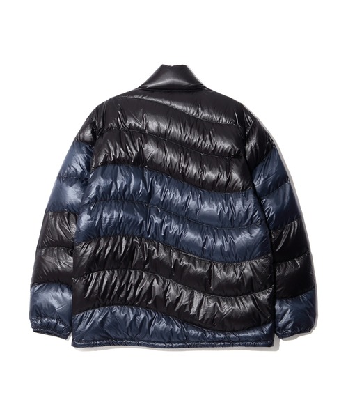 NANGA（ナンガ）の「MANASTASH/マナスタッシュ/NANGA WAVE PUFFER JKT（ダウンジャケット/コート・メンズ・ブラック/オリーブ/マルチ・SMALL/MEDIUM/LARGE/X-LARGE）」の5枚目の写真