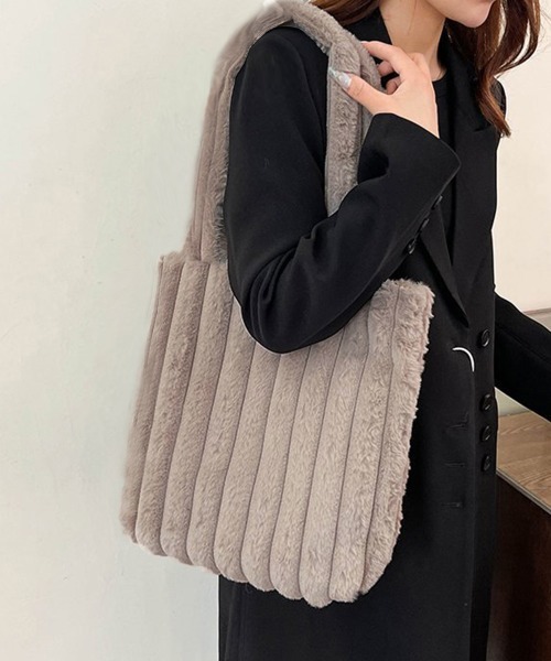 Miniministore(ミニミニストア)の「トートバッグ A4サイズ鞄 ファーバッグ(トートバッグ・レディース・ベージュ/モカ/ホワイト/ブラック・FREE)」の8枚目の写真