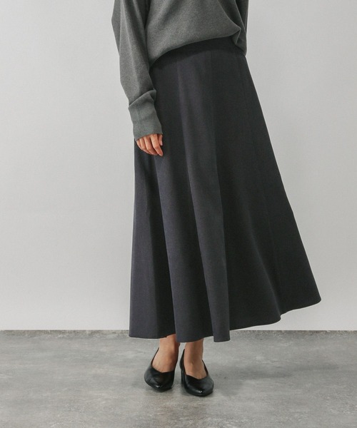 GLOBAL WORK(グローバルワーク)の「イージーケアコーデュロイフレアスカート/575178(スカート・レディース・ブルー系その他6/ダークグレー/ワインレッド/ライトグレー・REGULAR/SHORT)」の3枚目の写真