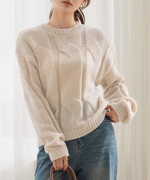 DAY CLOSET(デイ クローゼット)の「程よい透かし編み。長袖やわらかモヘアタッチケーブルニットセーター レディース(ニット/セーター・レディース・ピンク/オフホワイト/グレイッシュベージュ/ブルー・FREE)」の6枚目の写真