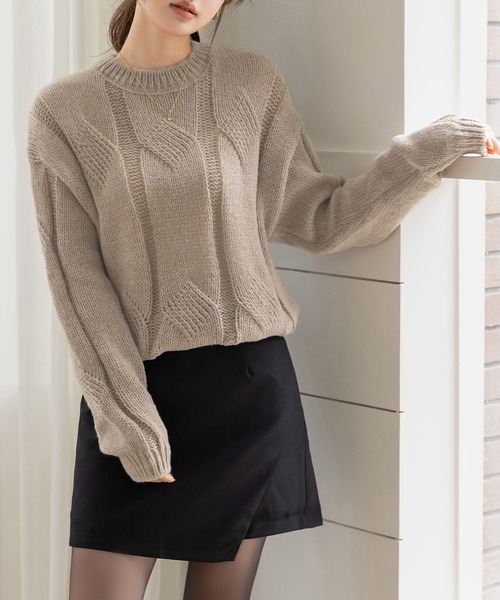 DAY CLOSET(デイ クローゼット)の「程よい透かし編み。長袖やわらかモヘアタッチケーブルニットセーター レディース(ニット/セーター・レディース・ピンク/オフホワイト/グレイッシュベージュ/ブルー・FREE)」の14枚目の写真
