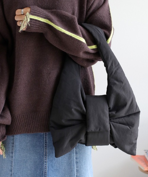 cepo（セポ）の「パデットリボンバッグ（ショルダーバッグ・レディース・チャコール/ブラック/オフホワイト・FREE）」の2枚目の写真