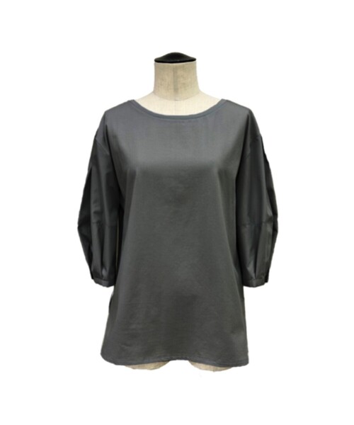 Gabardine K.T(ギャバジンケーティー)の「80/-ポンチ ドッキングプルオーバー(Tシャツ/カットソー・レディース・ブラック/ライトベージュ/チャコール・9号/11号/7号)」の2枚目の写真
