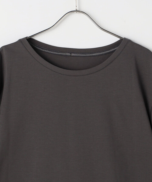 Gabardine K.T(ギャバジンケーティー)の「80/-ポンチ ドッキングプルオーバー(Tシャツ/カットソー・レディース・ブラック/ライトベージュ/チャコール・9号/11号/7号)」の9枚目の写真