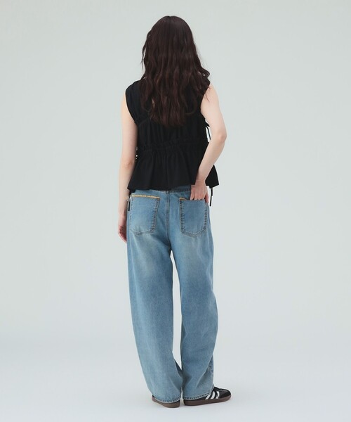 BEAMS HEART(ビームスハート)の「カラー ダメージ コクーン デニム(デニムパンツ・レディース・サックスブルー/ブルー・SMALL/MEDIUM)」の4枚目の写真