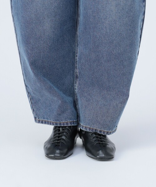 BEAMS HEART(ビームスハート)の「カラー ダメージ コクーン デニム(デニムパンツ・レディース・サックスブルー/ブルー・SMALL/MEDIUM)」の14枚目の写真