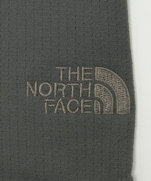 THE NORTH FACE（ザノースフェイス）の「＜THE NORTH FACE＞マイクロストレッチ ネックゲイター（マフラー・メンズ・ブラック/オリーブ/ダークグレー・FREE）」の8枚目の写真