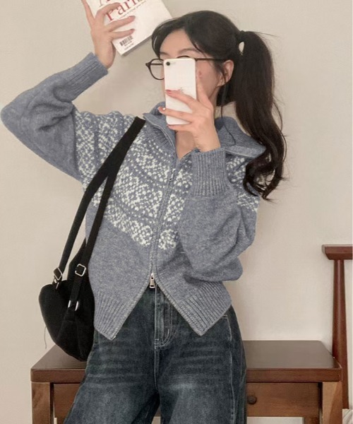 kirakiraShop(キラキラショップ)の「ノルディック柄 ダブルジップニットカーディガン(ニット/セーター・レディース・クリーム/グレー/レッド/ネイビー・FREE)」の9枚目の写真