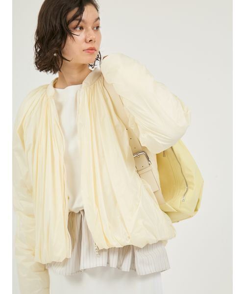 emmi（エミ）の「撥水 クロスボディショルダーバッグ（ショルダーバッグ・レディース・イエロー/アイボリー/ブラック/ライトブルー・F）」の15枚目の写真