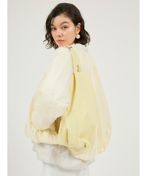 emmi（エミ）の「撥水 クロスボディショルダーバッグ（ショルダーバッグ・レディース・イエロー/アイボリー/ブラック/ライトブルー・F）」の4枚目の写真