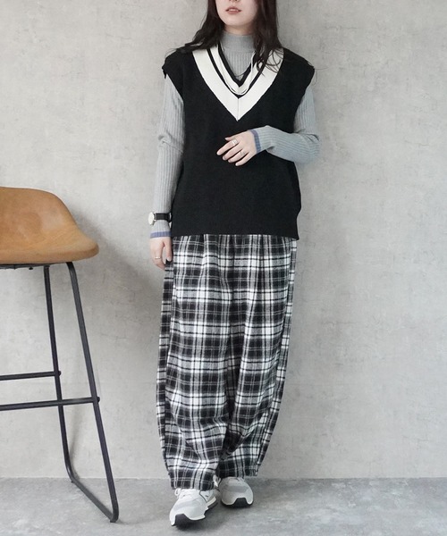SELECT LEVERY(セレクトリベリー)の「チルデンニットベスト(ベスト・レディース・アイボリー/ブラック・FREE)」の9枚目の写真