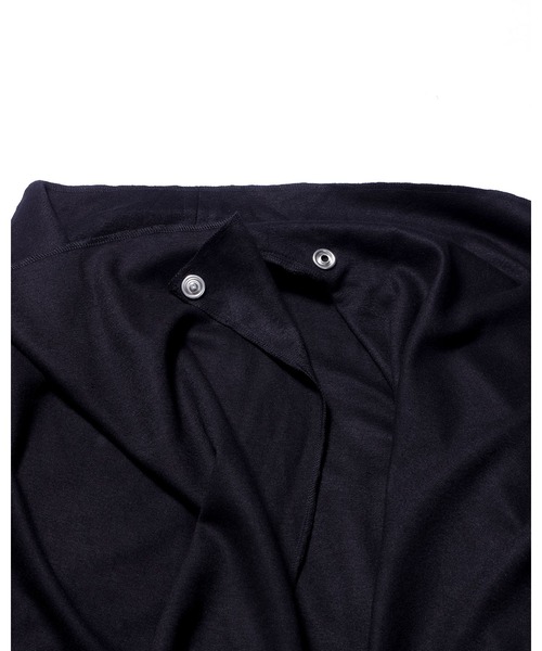 Ruze（ルゼ）の「Overwrap drape coat / オーバーラップ ドレープ ロングコート（その他アウター・メンズ・ブラック・FREE）」の15枚目の写真