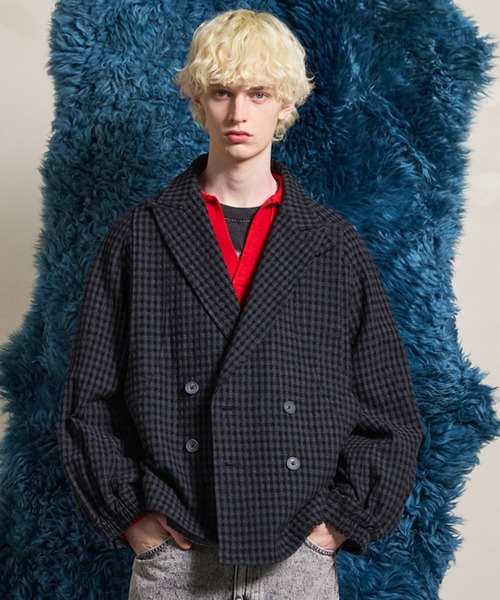MAISON SPECIAL(メゾンスペシャル)の「《UNISEX》【Italian Dead Stock Fabric】Prime-Over Curved Pocket Jacket/プライムオーバーカーブポケットジャケット【MAISON SPECIAL/メゾンスペシャル】(テーラードジャケット・メンズ・その他1/チャコールグレー/ブラック/ダークブラック/ライトグレー/オレンジ/その他3/その他2・0/2/1)」の4枚目の写真