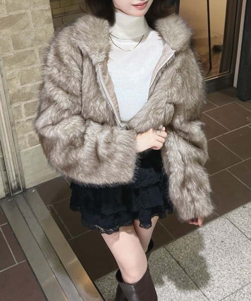 CHARME BY MICOLA（シャルムバイミコラ）の「ショート丈ファージャケット（その他アウター・レディース・ベージュ/ブラウン・FREE）」の11枚目の写真