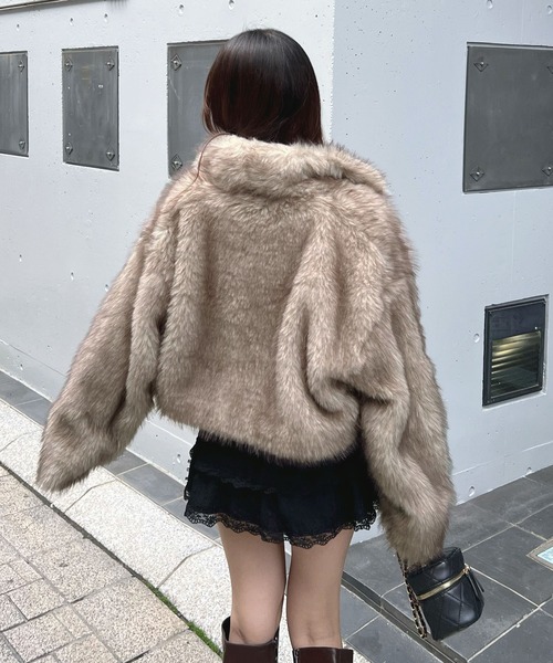 CHARME BY MICOLA（シャルムバイミコラ）の「ショート丈ファージャケット（その他アウター・レディース・ベージュ/ブラウン・FREE）」の15枚目の写真