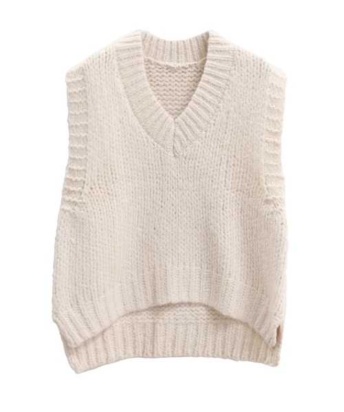 ISOOK（アイスー）の「Vネックニットベスト(eri. select) / レディース オーバーサイズ シンプル 無地 スリット ベージュ ネイビー（ベスト・レディース・ベージュ/ネイビー・FREE）」の16枚目の写真