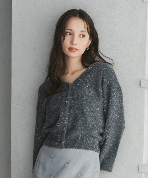 31 Sons de mode（トランテアン　ソン　ドゥ　モード）の「2025秋冬新作 Vネックシャギーカーディガン（カーディガン/ボレロ・レディース・チャコールグレー/ピンク/ライトグリーン/ベージュ・ﾌﾘ-）」の2枚目の写真